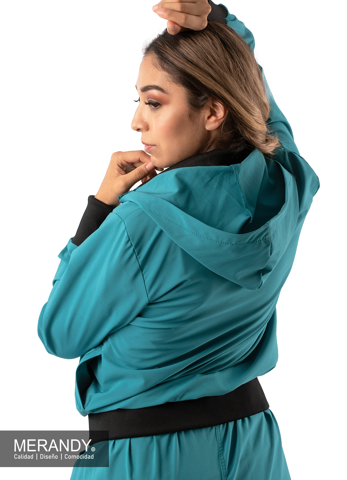 Chamarra minimalista con Gorra Unisex Antifluido